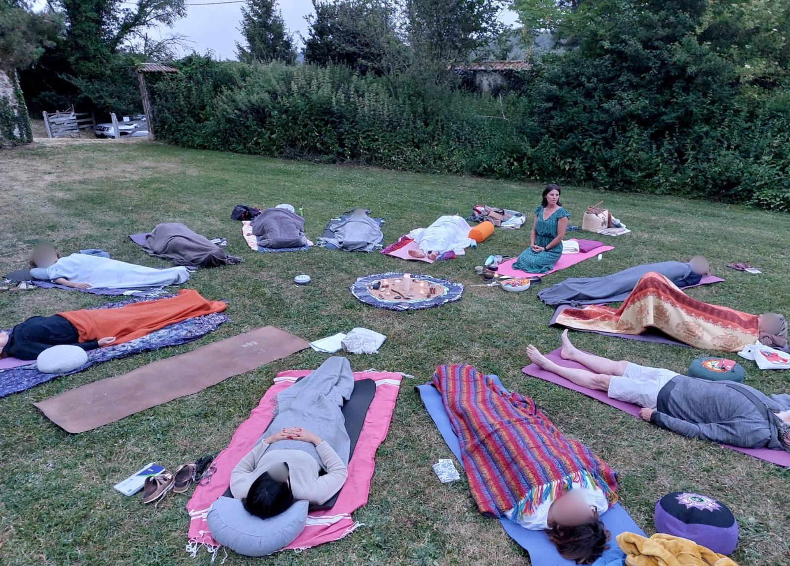 harmonisation energetique et relaxation en groupe a rolleboise 78