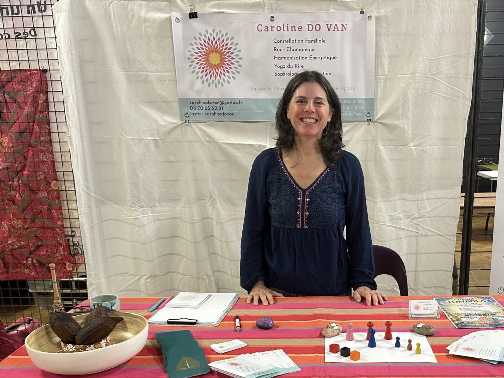 Caroline Do Van praticienne en approches holistiques et constellations familiales a Rolleboise 78
